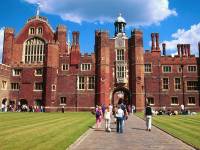 Hampton Court Palace ed i suoi macnifici Giardini Botanici